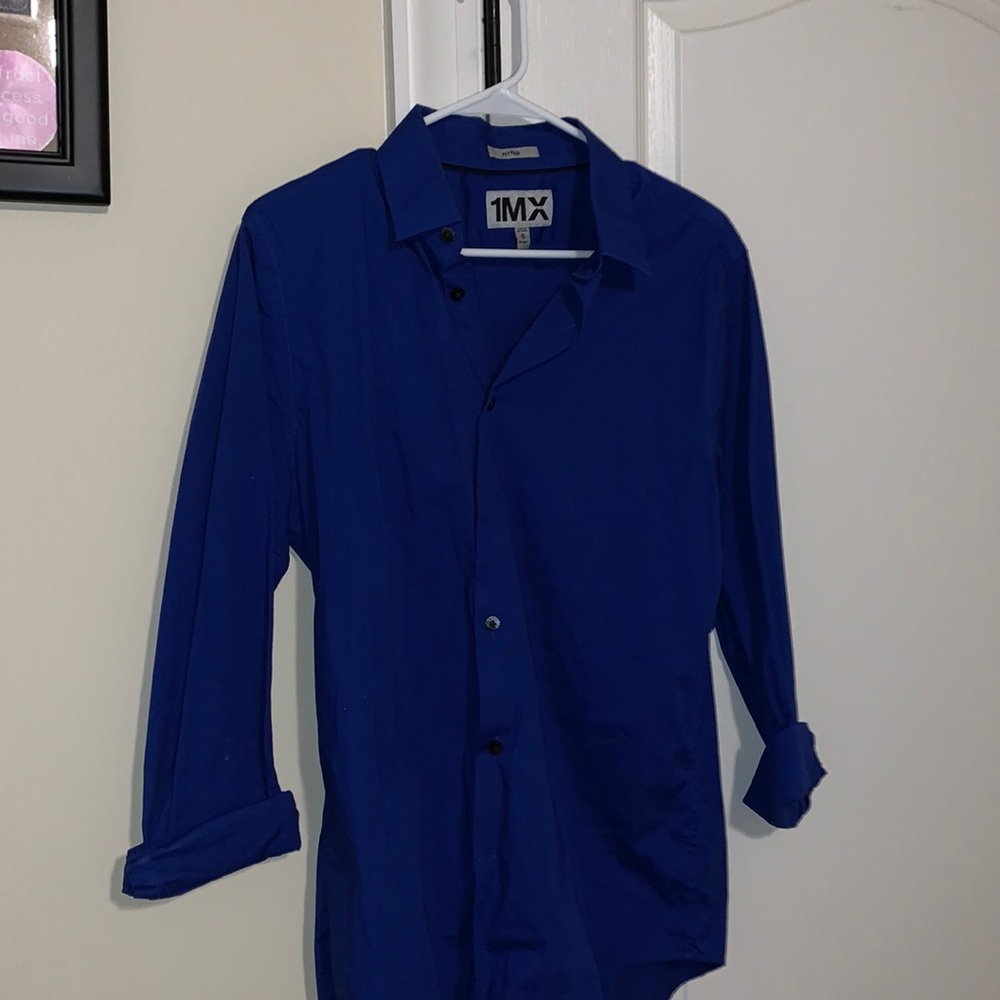 Long sleeve button down